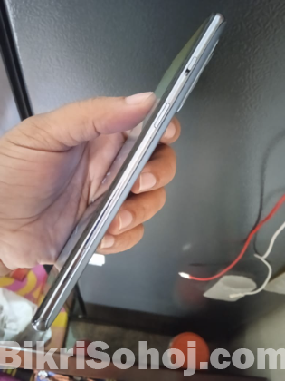 One plus note 2 5G 12/256